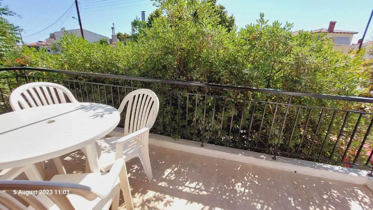 Cozy & Comfort Apartment Polychrono 0*,  Greece