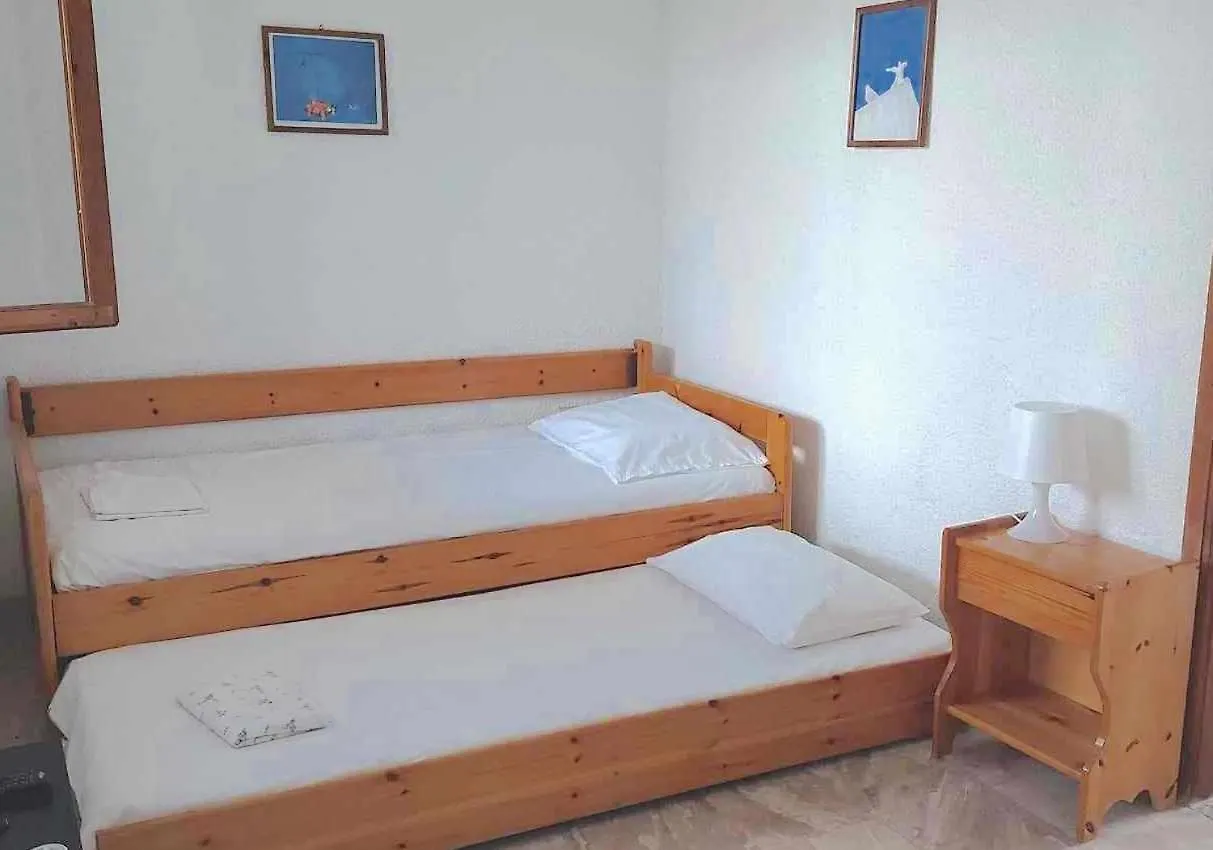 Cozy & Comfort Apartment Polychrono
